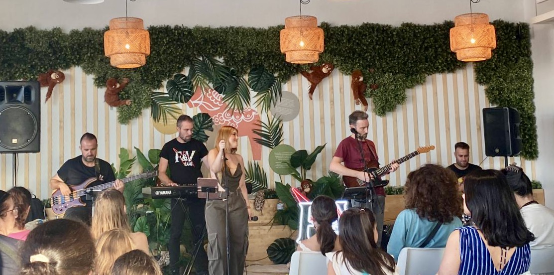 Fiesta en IKEA con FyVBand